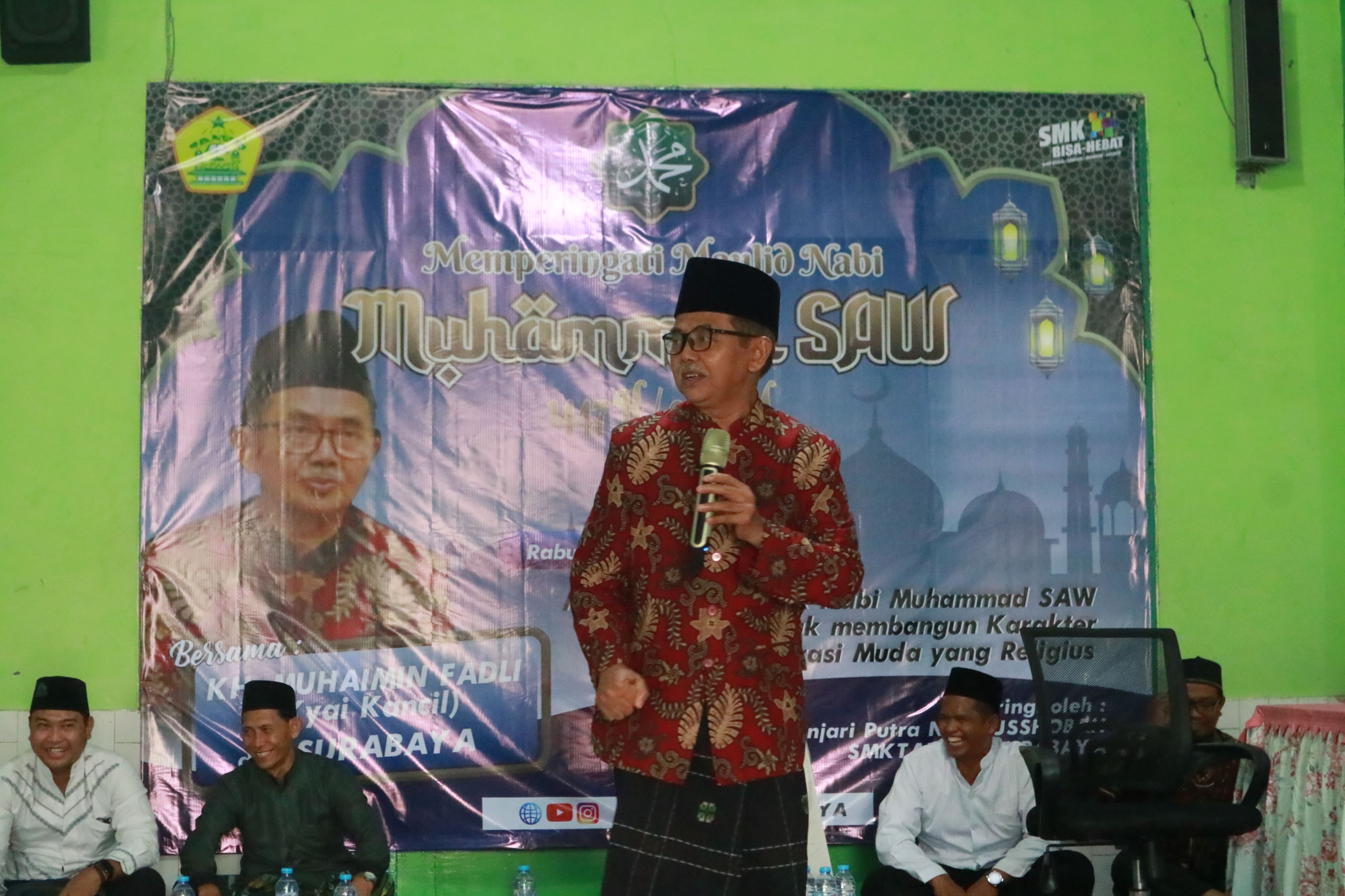 SMK Tanwir Surabaya Gelar Peringatan Maulid Nabi Muhammad SAW 1447 H
