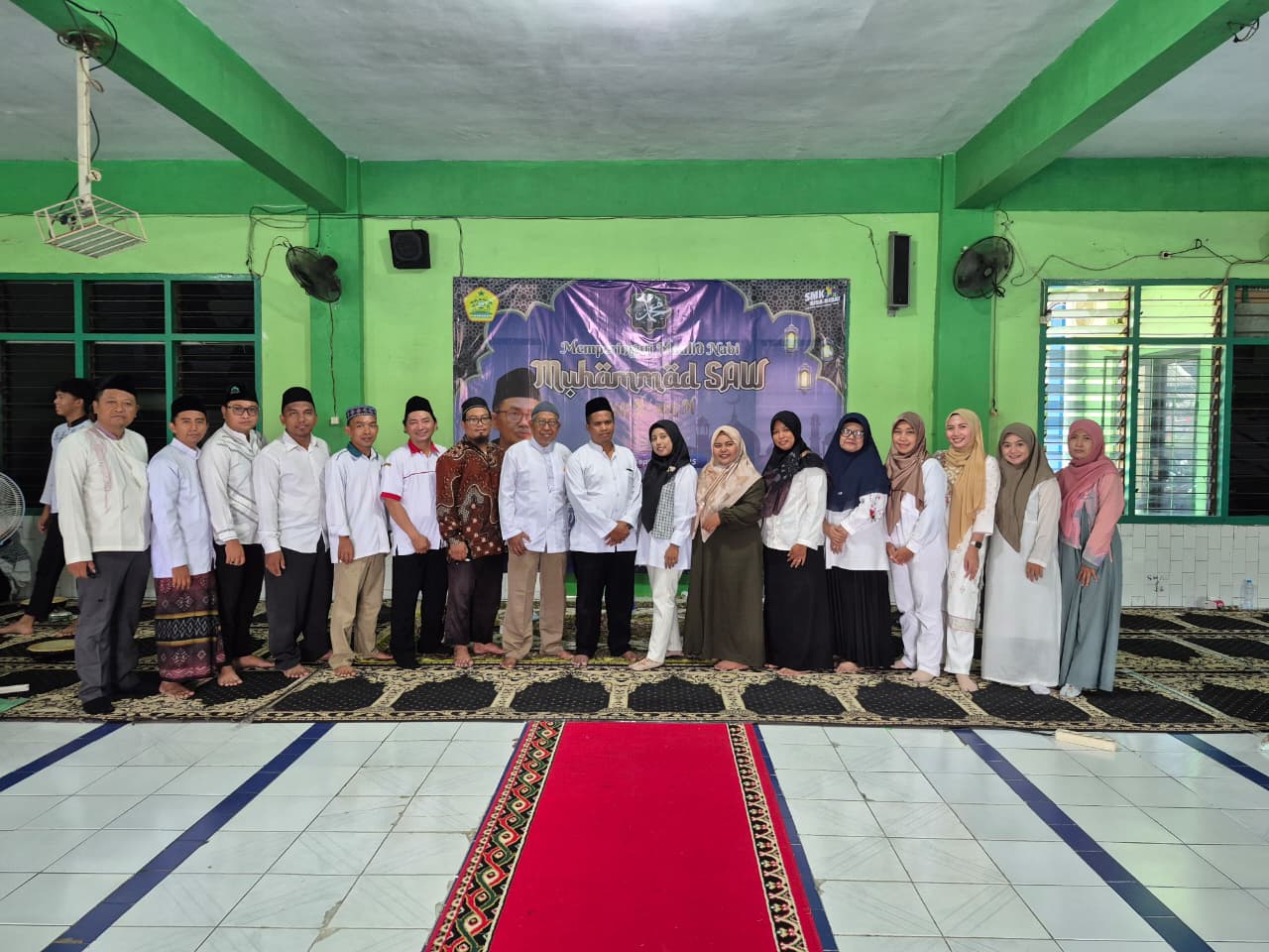 SMK Tanwir Surabaya Gelar Peringatan Maulid Nabi Muhammad SAW 1447 H