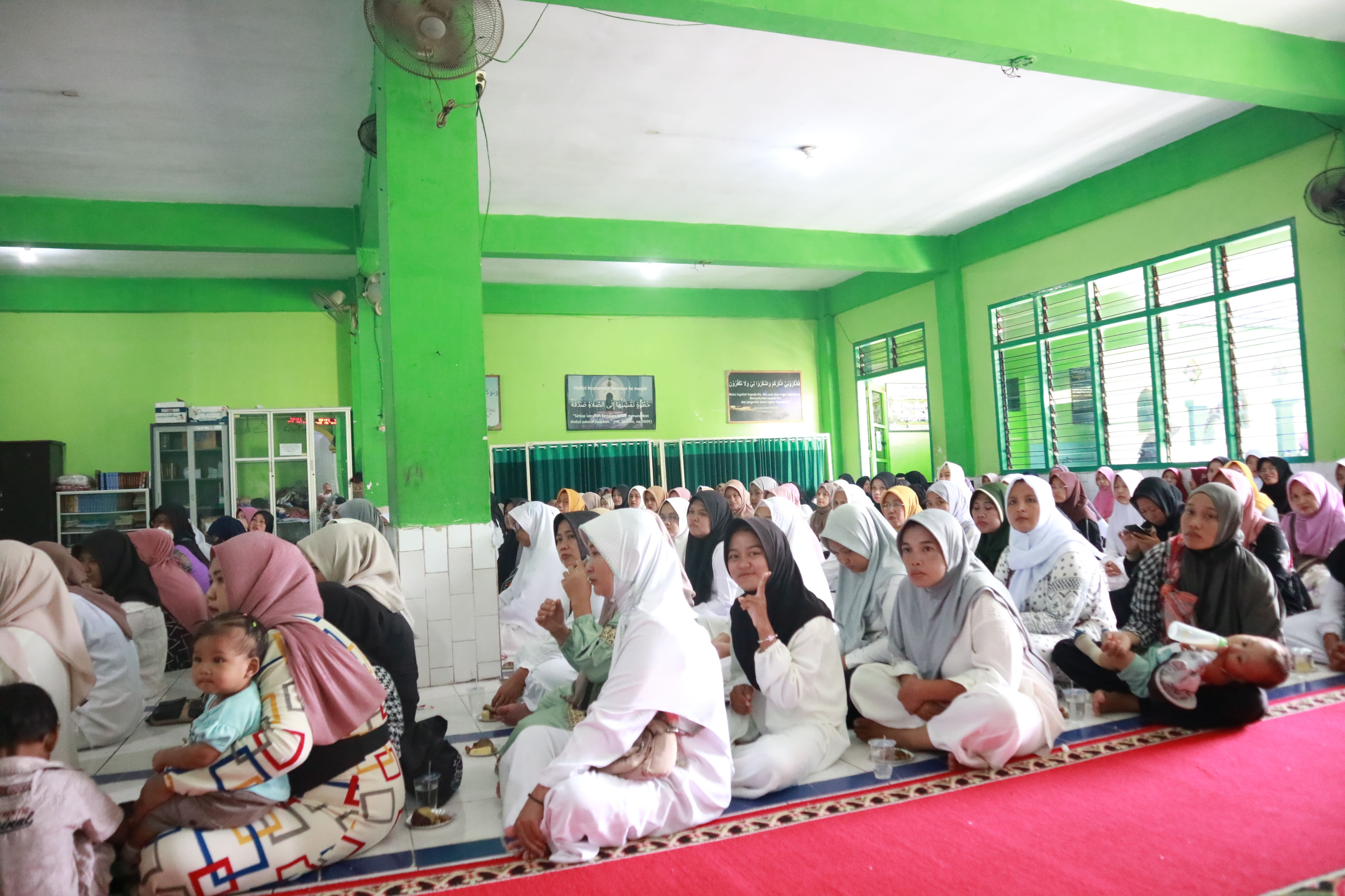 SMK Tanwir Surabaya Gelar Peringatan Isra’ Mi’raj dengan Khidmat dan Penuh Makna